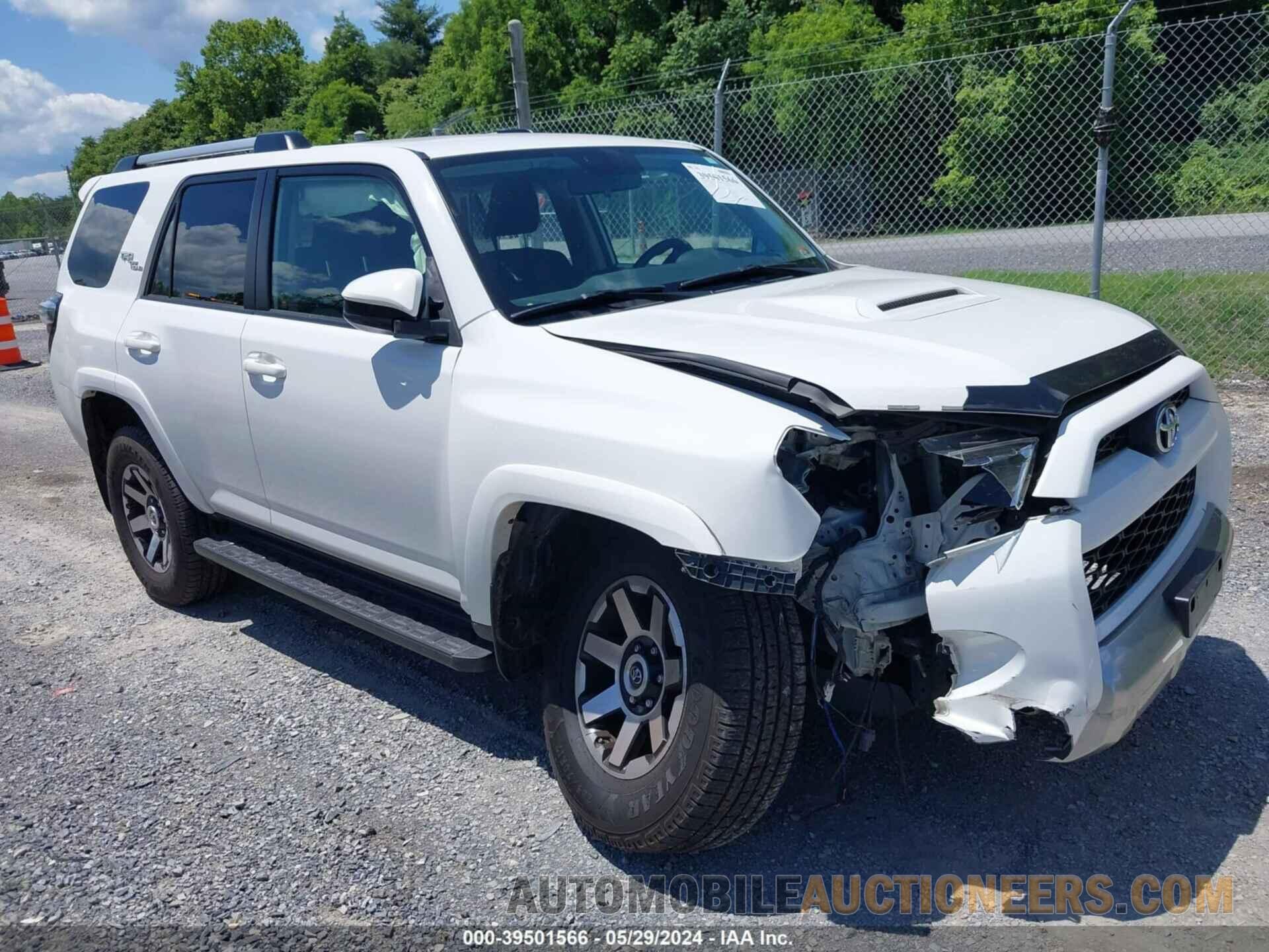 JTEBU5JR9J5586771 TOYOTA 4RUNNER 2018