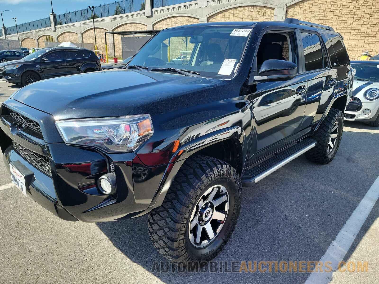 JTEBU5JR9K5629216 Toyota 4Runner 2019