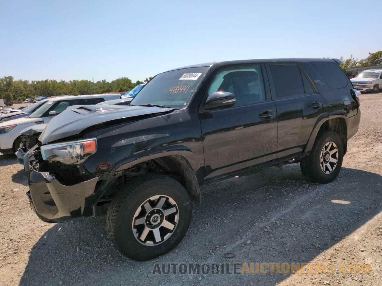 JTEBU5JRXJ5483441 TOYOTA 4RUNNER 2018