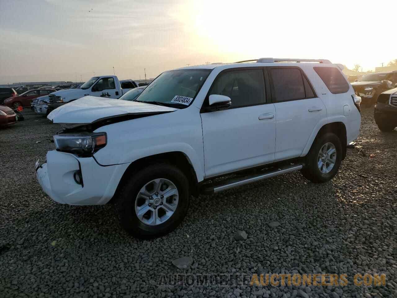 JTEBU5JRXJ5517653 TOYOTA 4RUNNER 2018