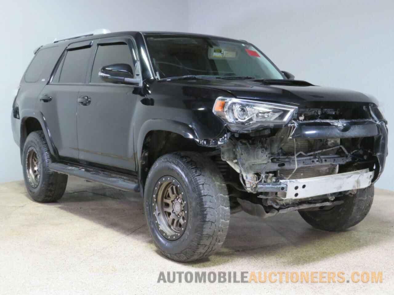 JTEBU5JRXJ5558459 TOYOTA 4RUNNER 2018