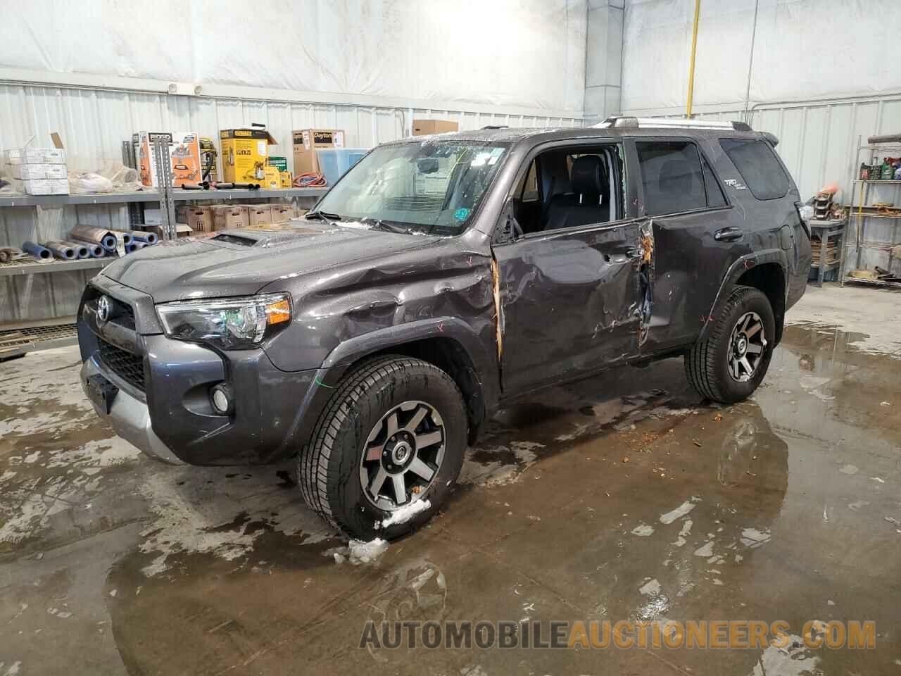 JTEBU5JRXJ5587105 TOYOTA 4RUNNER 2018