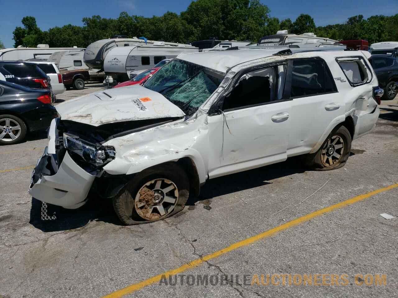 JTEBU5JRXJ5608048 TOYOTA 4RUNNER 2018