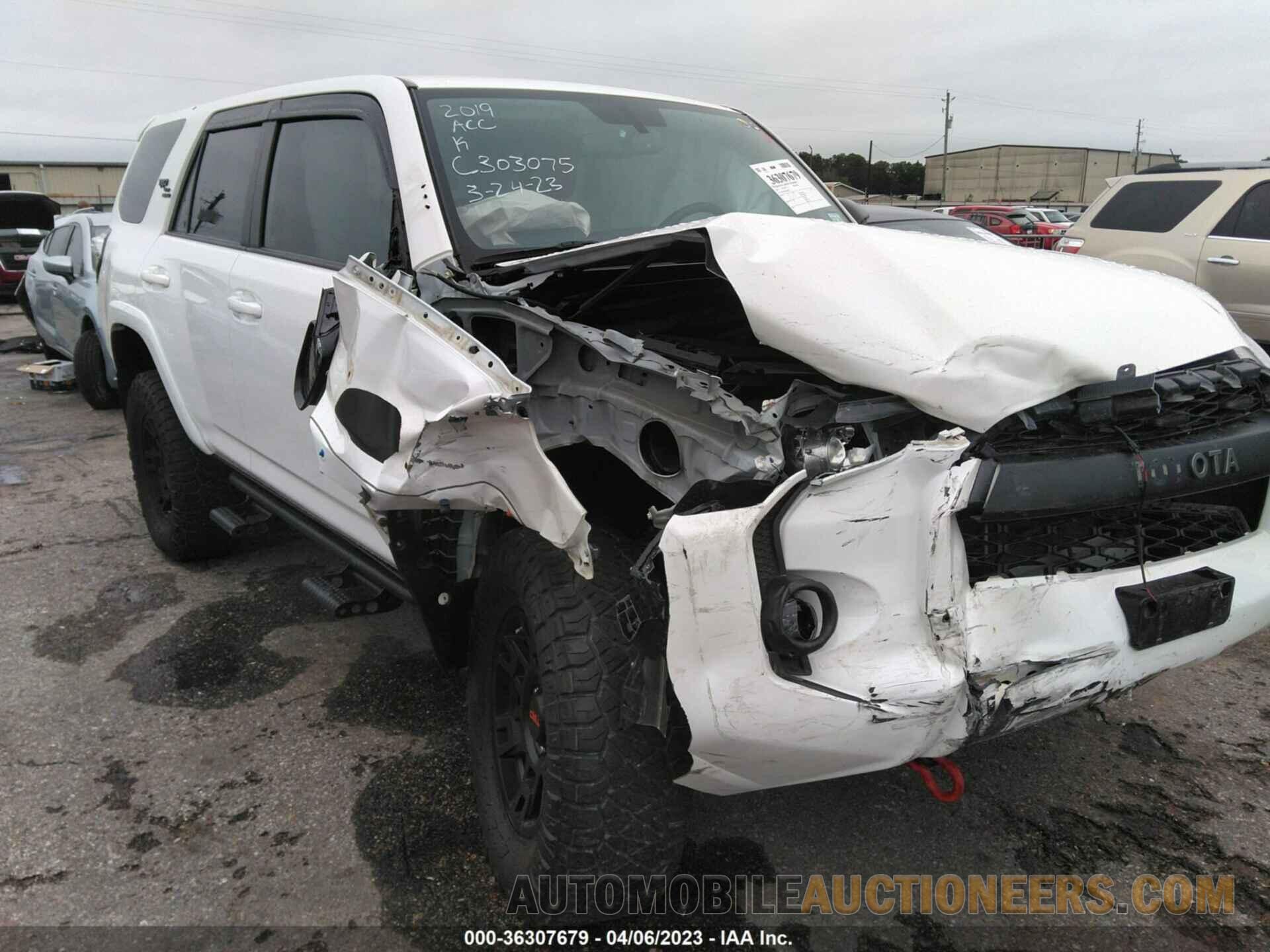 JTEBU5JRXK5656490 TOYOTA 4RUNNER 2019