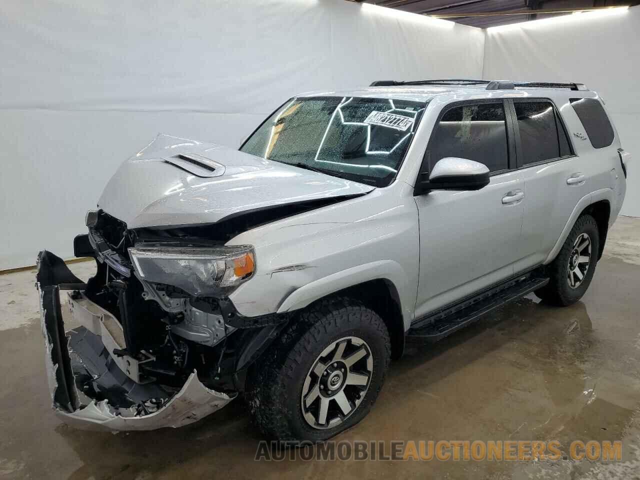 JTEBU5JRXK5666825 TOYOTA 4RUNNER 2019