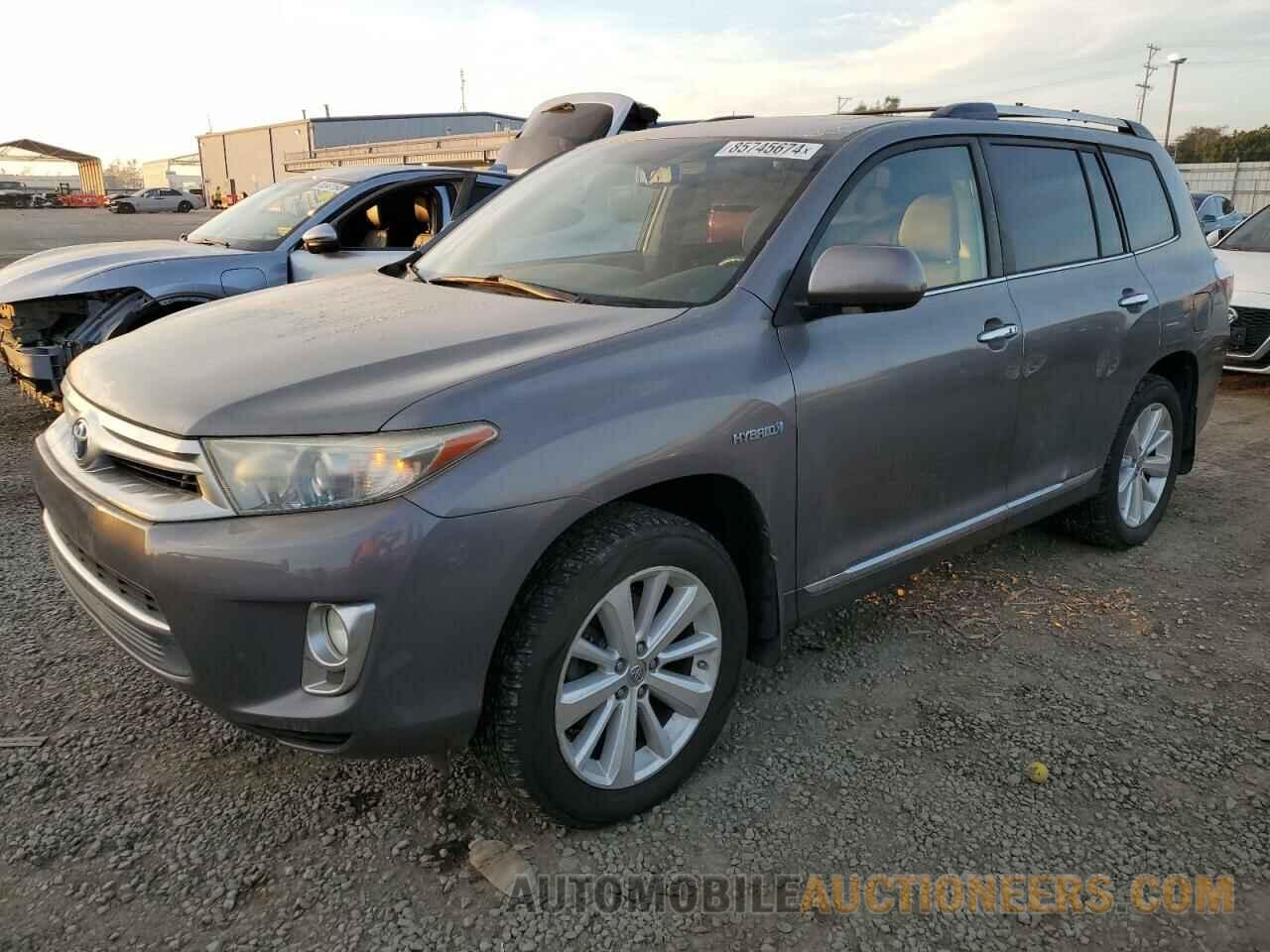 JTEDC3EH2B2003185 TOYOTA HIGHLANDER 2011