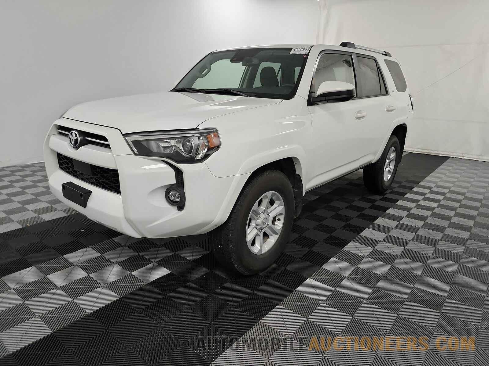 JTEEU5JR0N5258609 Toyota 4Runner SR5 2022