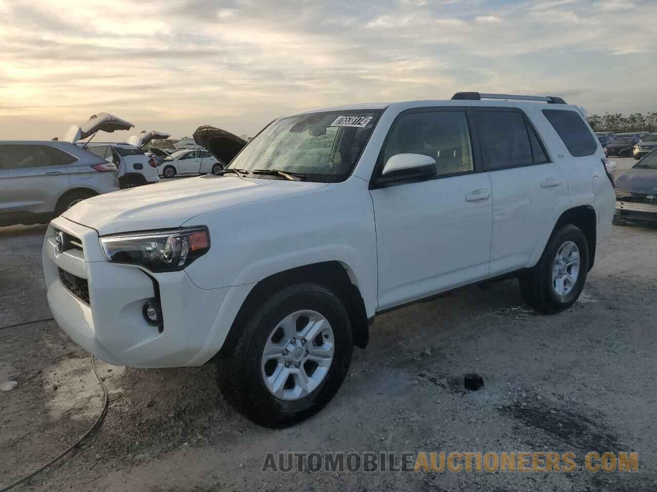 JTEEU5JR1R5309668 TOYOTA 4RUNNER 2024