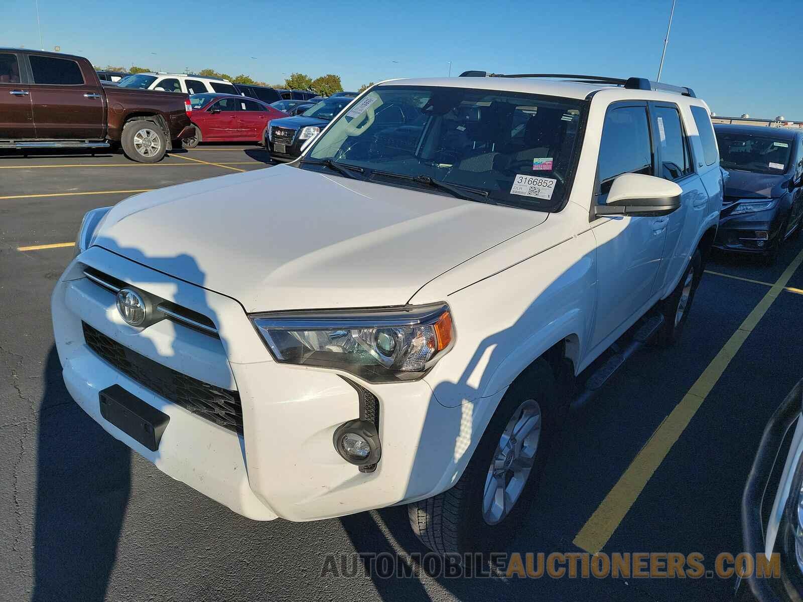 JTEEU5JR2N5260958 Toyota 4Runner SR5 2022