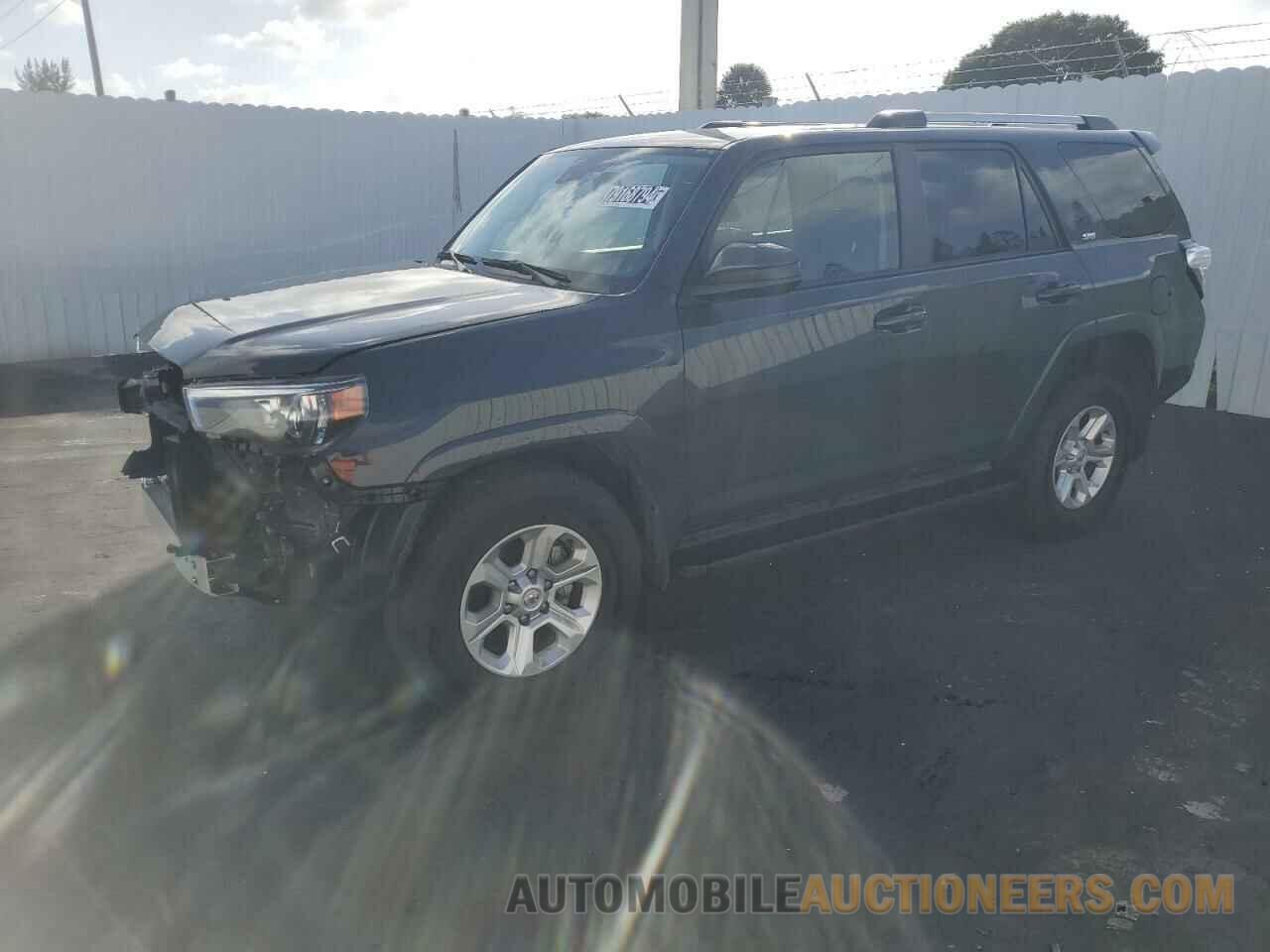 JTEEU5JR2R5306133 TOYOTA 4RUNNER 2024