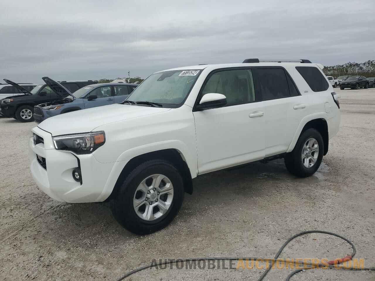 JTEEU5JR2R5309632 TOYOTA 4RUNNER 2024