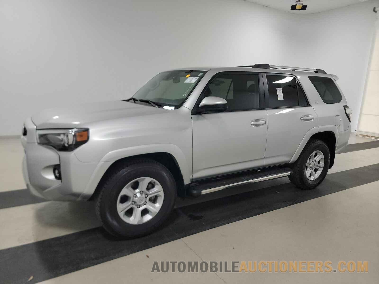 JTEEU5JR8M5238882 Toyota 4Runner 2021