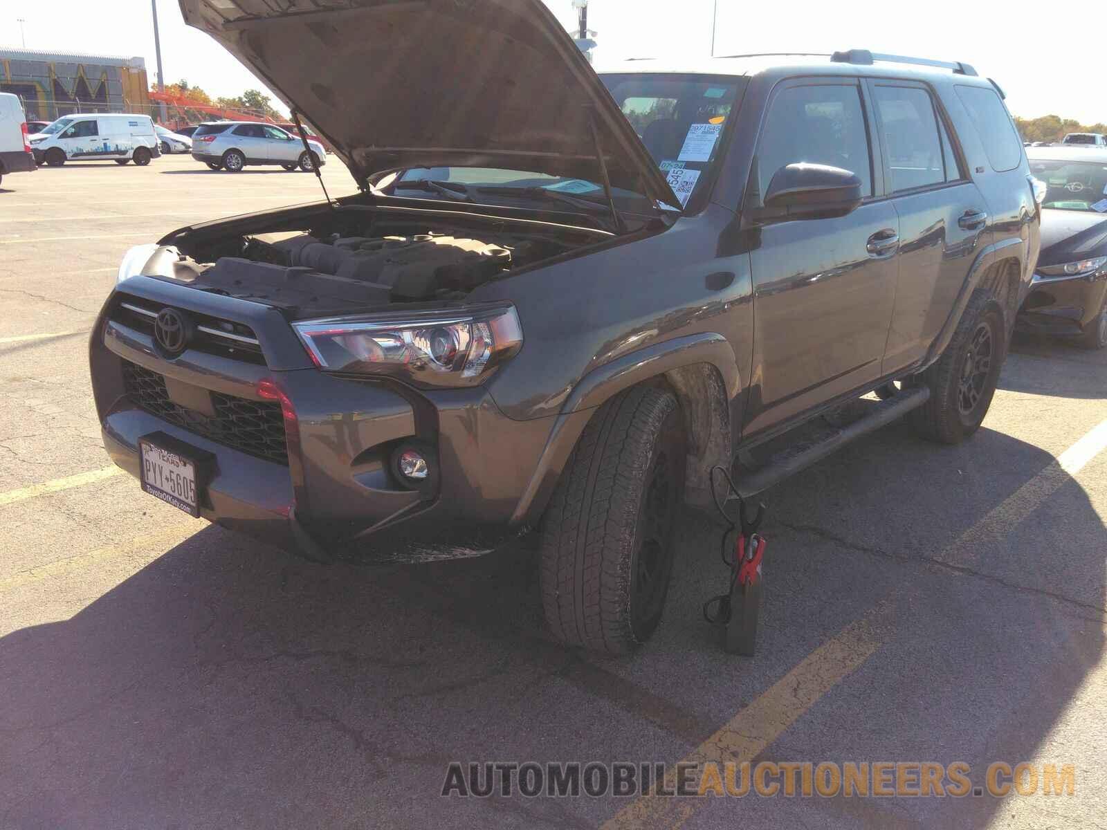 JTEEU5JR9N5274842 Toyota 4Runner SR5 2022