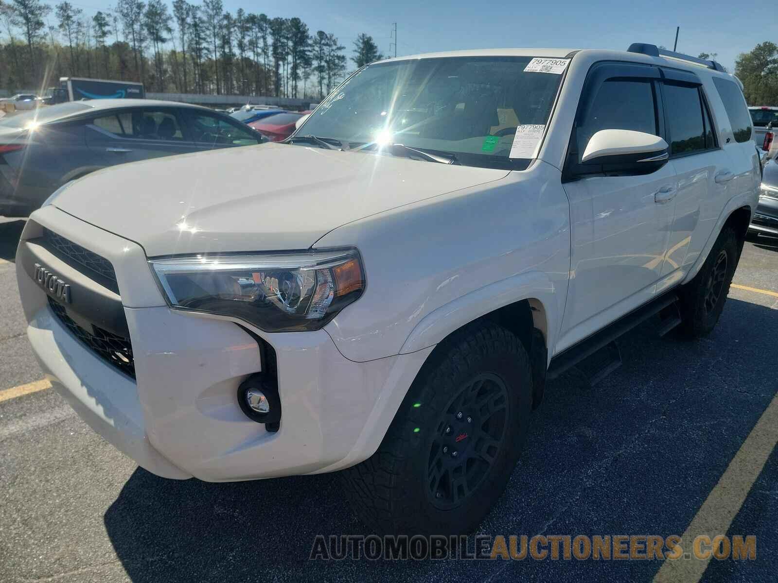 JTEFU5JR4N5276339 Toyota 4Runner SR5 2022