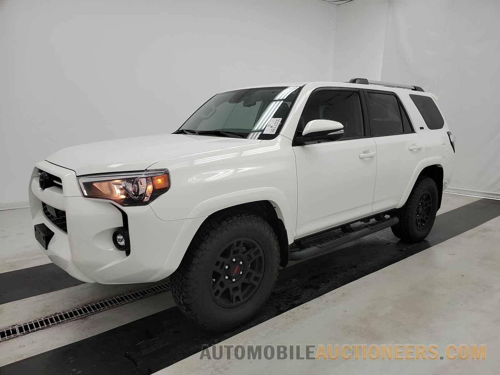 JTEFU5JR8P5296175 Toyota 4Runner SR5 2023