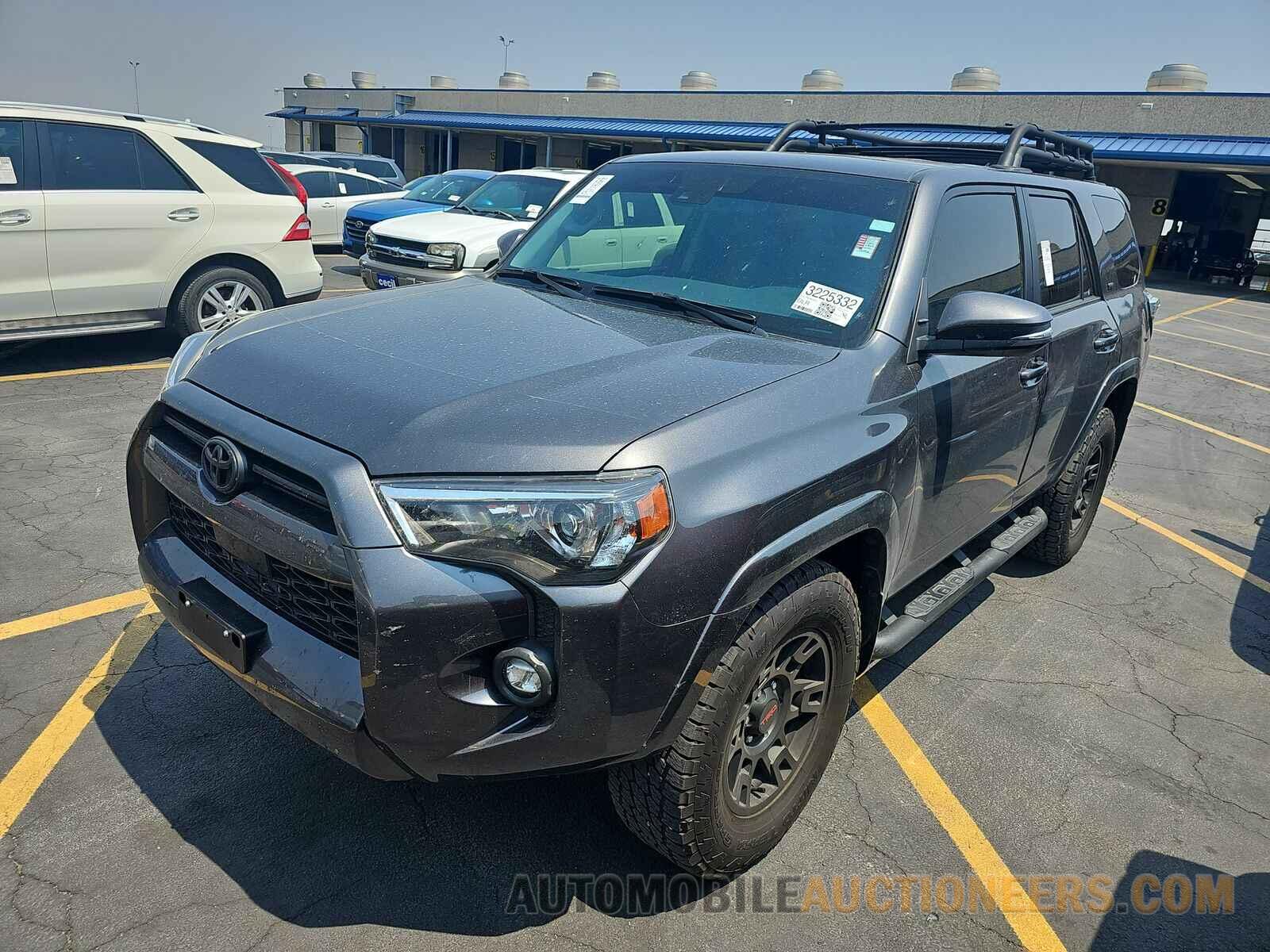 JTEFU5JR9P5280812 Toyota 4Runner SR5 2023