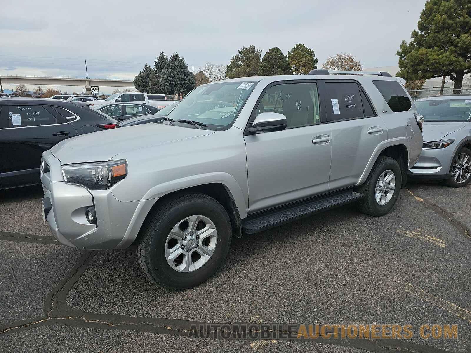 JTEMU5JR0N6043026 Toyota 4Runner 2022