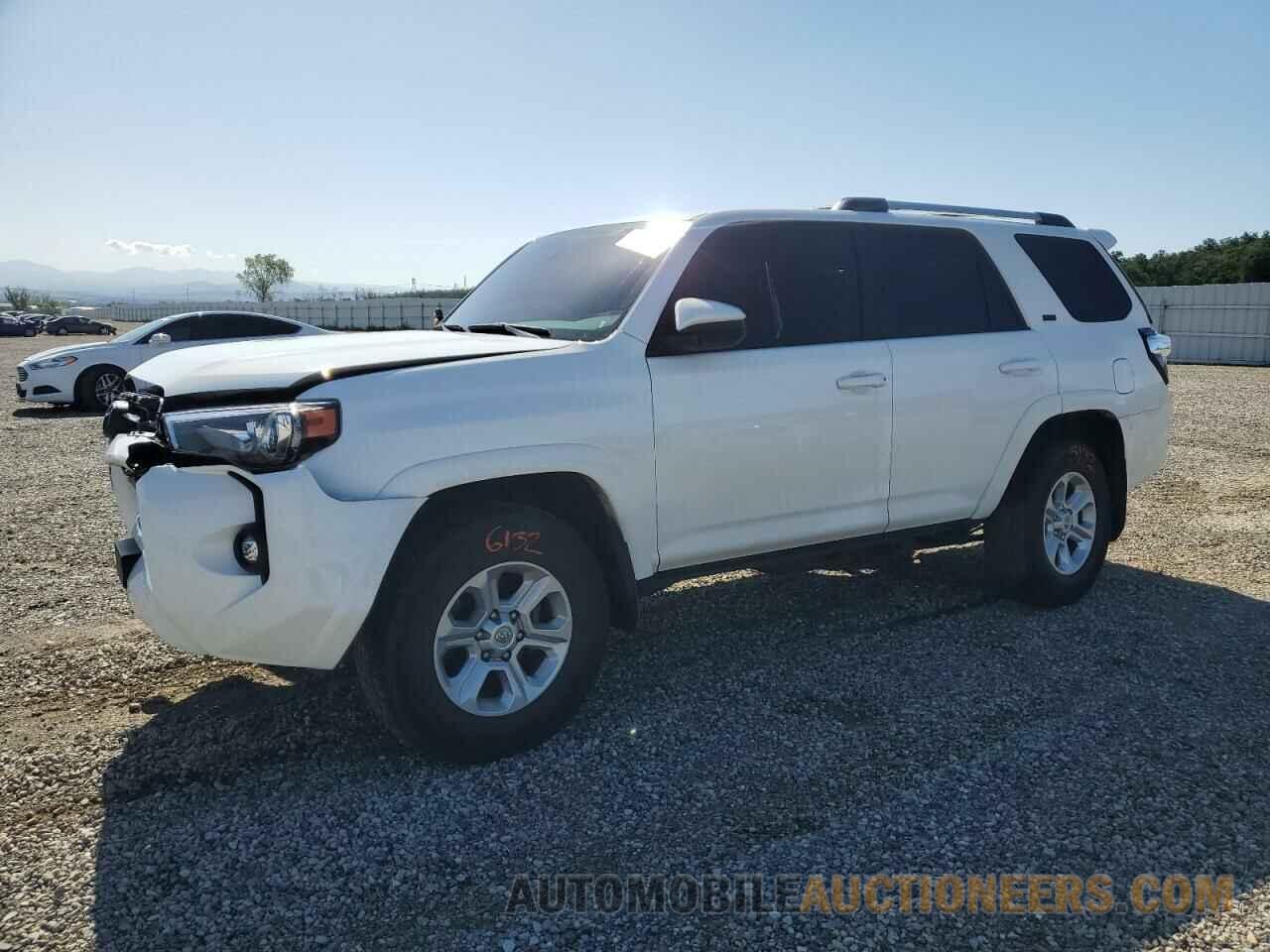 JTEMU5JR1M5900832 TOYOTA 4RUNNER 2021