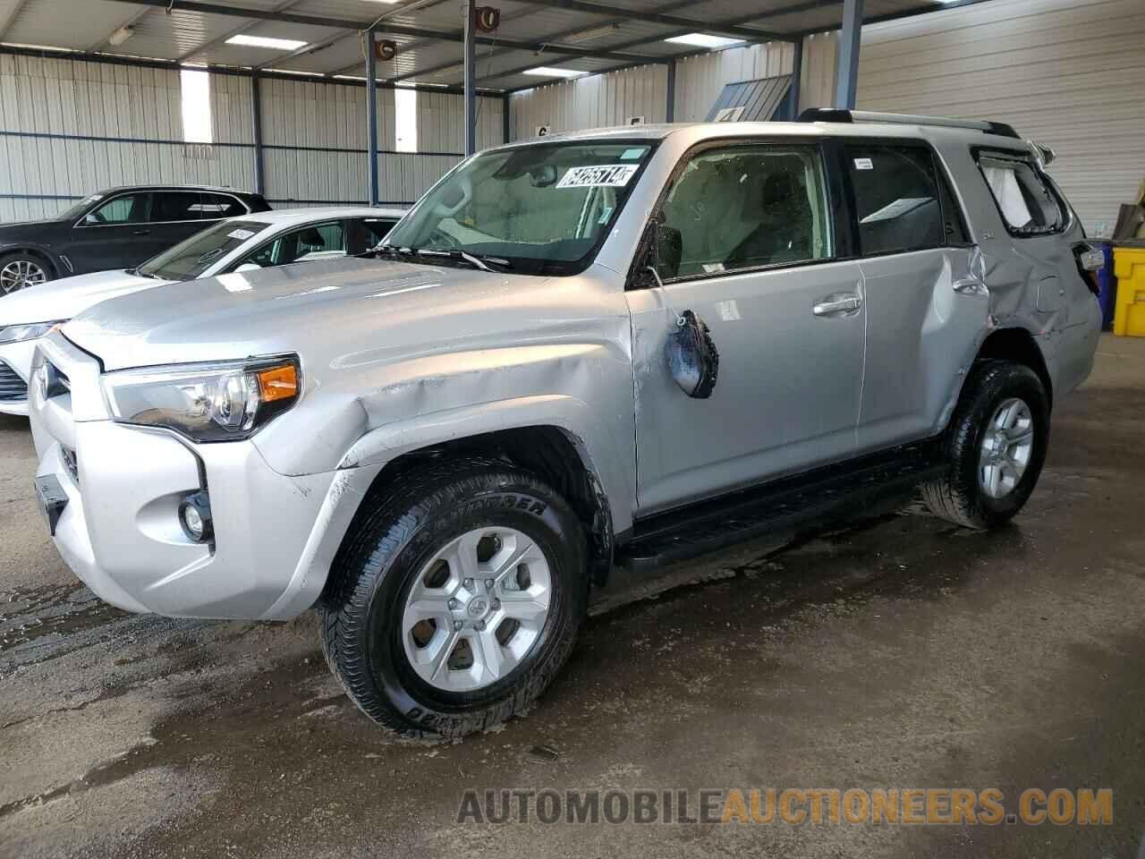 JTEMU5JR1R6228952 TOYOTA 4RUNNER 2024