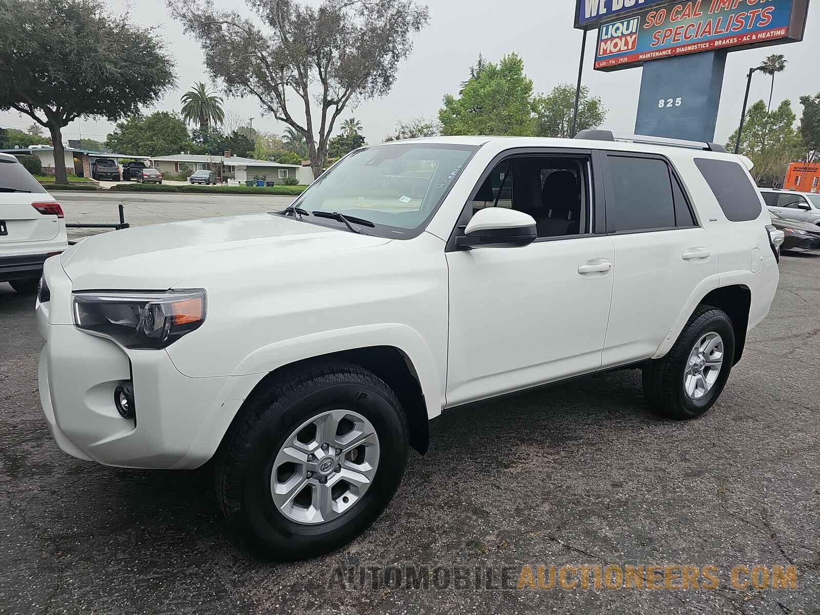 JTEMU5JR3N6036975 Toyota 4Runner 2022