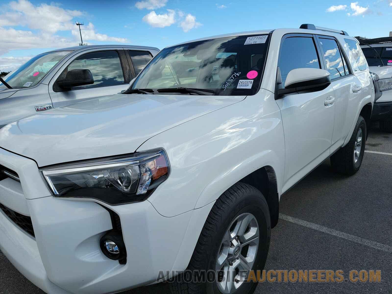 JTEMU5JR5M5955221 Toyota 4Runner 2021