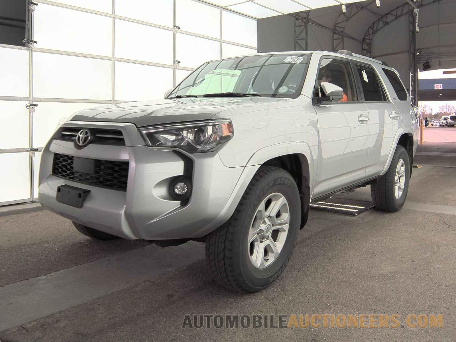 JTEMU5JR6M5858335 Toyota 4Runner 2021