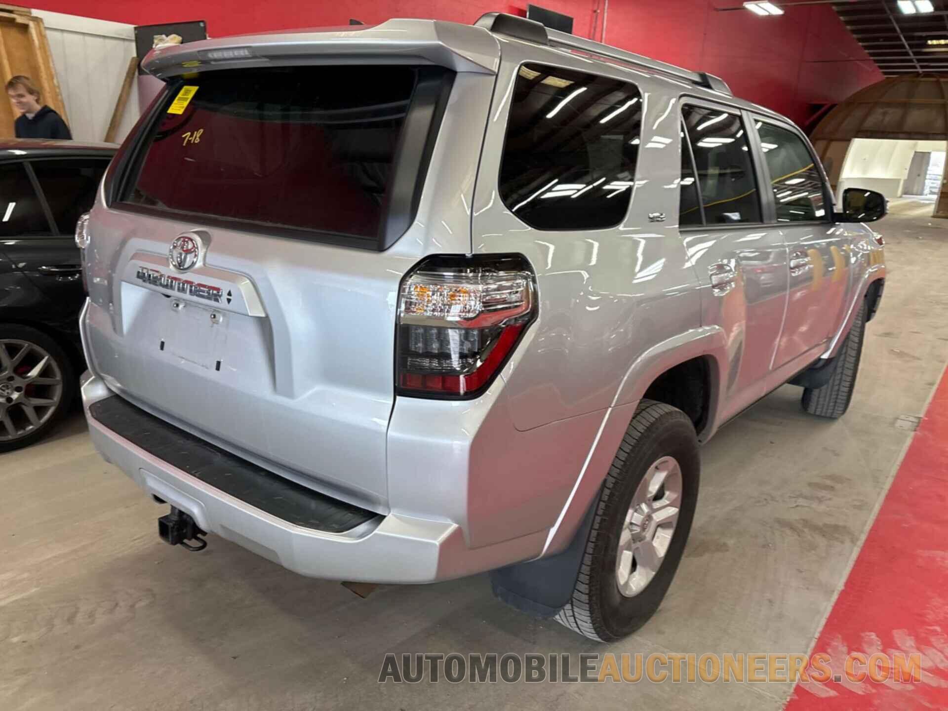 JTEMU5JR6N5978590 TOYOTA 4RUNNER 2022