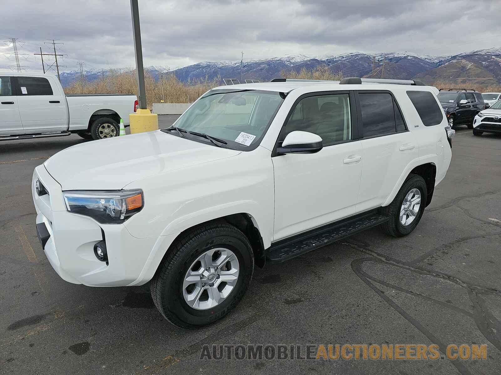 JTEMU5JR6N6001072 Toyota 4Runner 2022