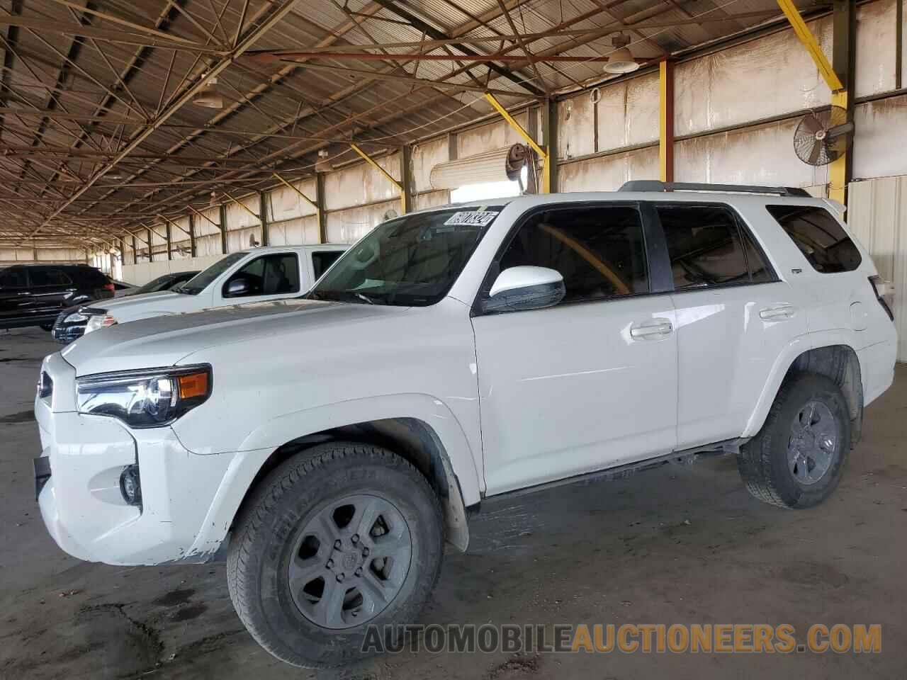 JTEMU5JR8P6142356 TOYOTA 4RUNNER SE 2023