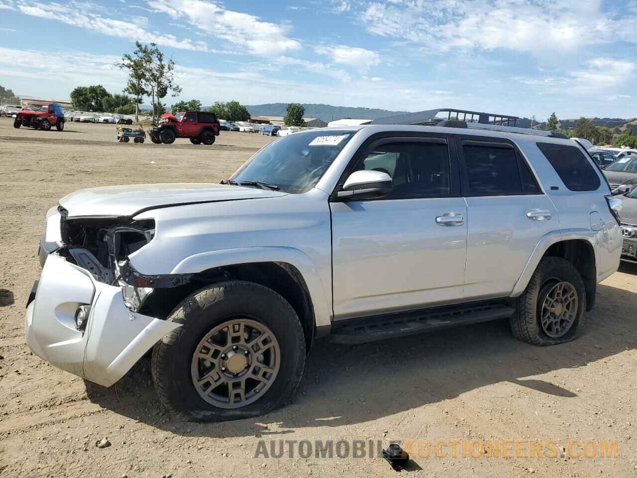 JTEMU5JR9P6174216 TOYOTA 4RUNNER SE 2023