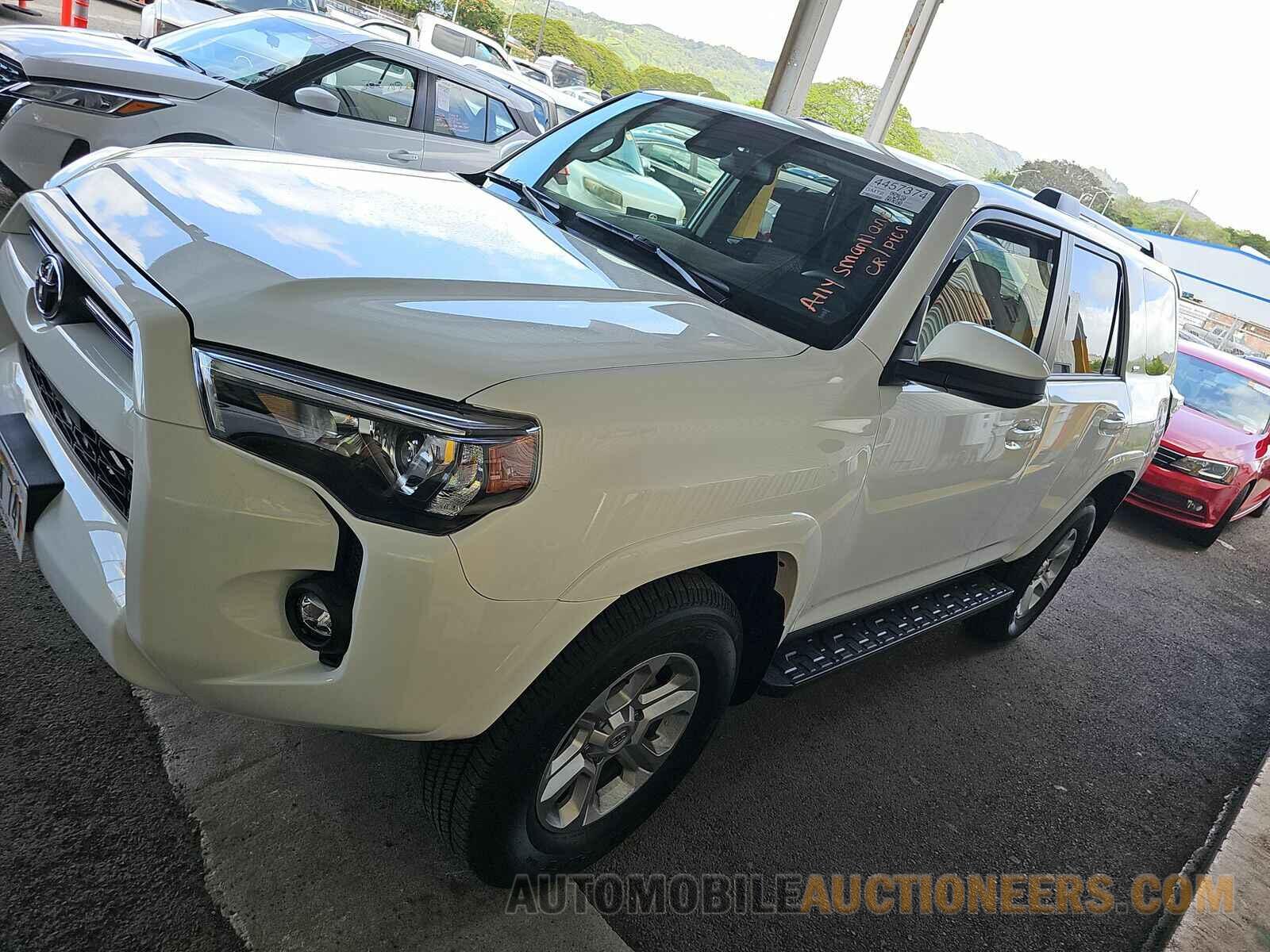 JTEMU5JRXR6268351 Toyota 4Runner 2024