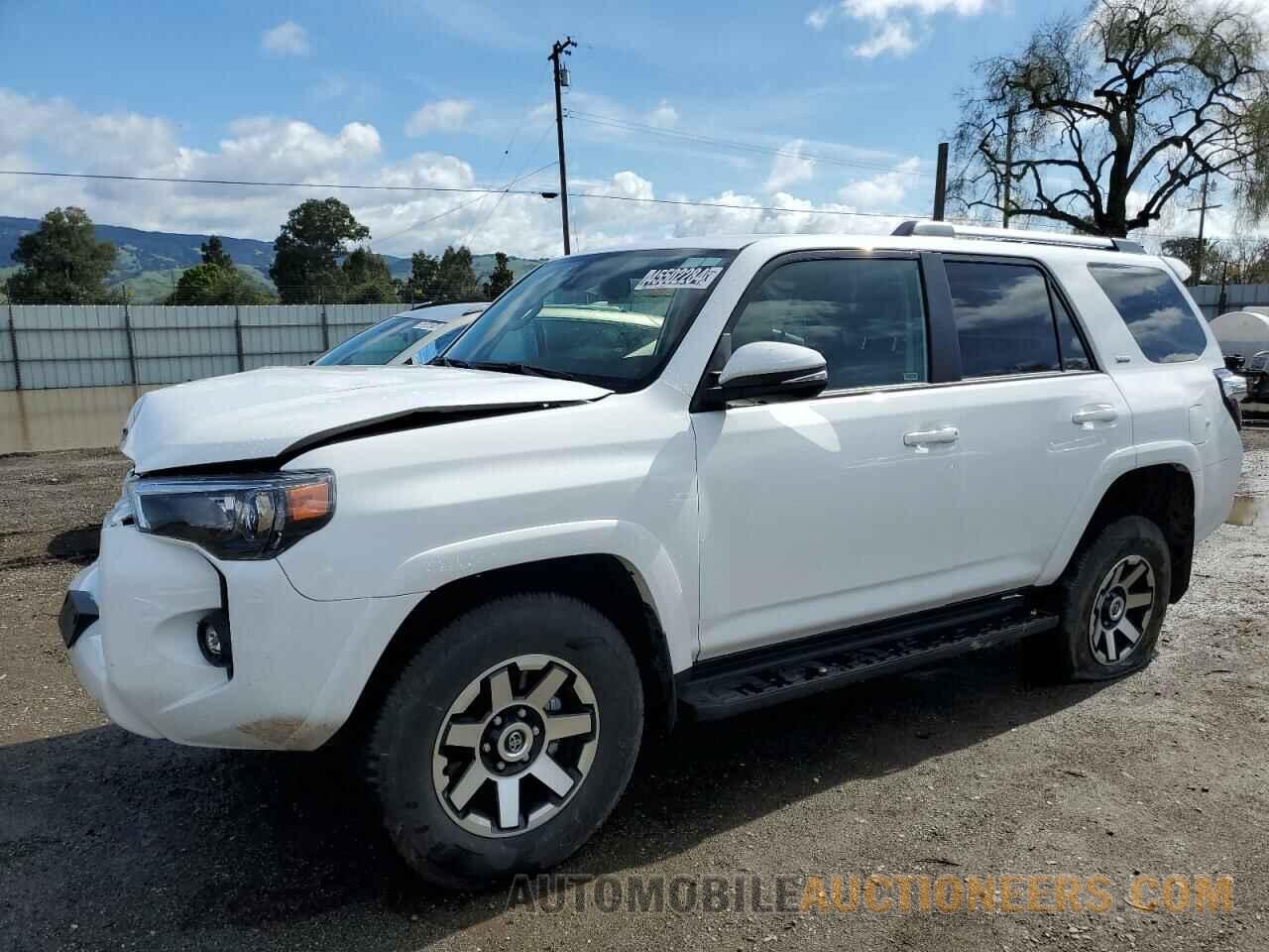 JTENU5JR6R6213903 TOYOTA 4RUNNER 2024