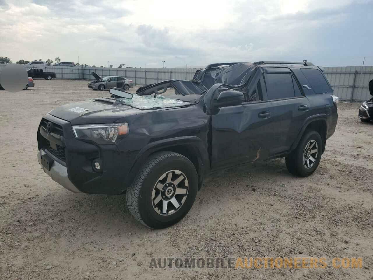 JTEPU5JR0P6117982 TOYOTA 4RUNNER SE 2023