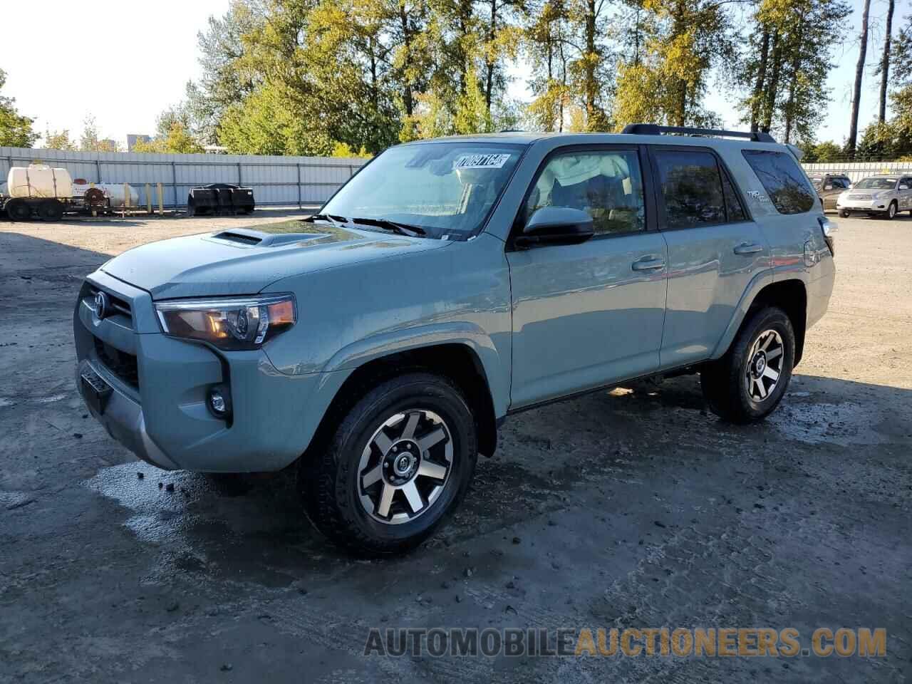 JTEPU5JR1P6122656 TOYOTA 4RUNNER SE 2023