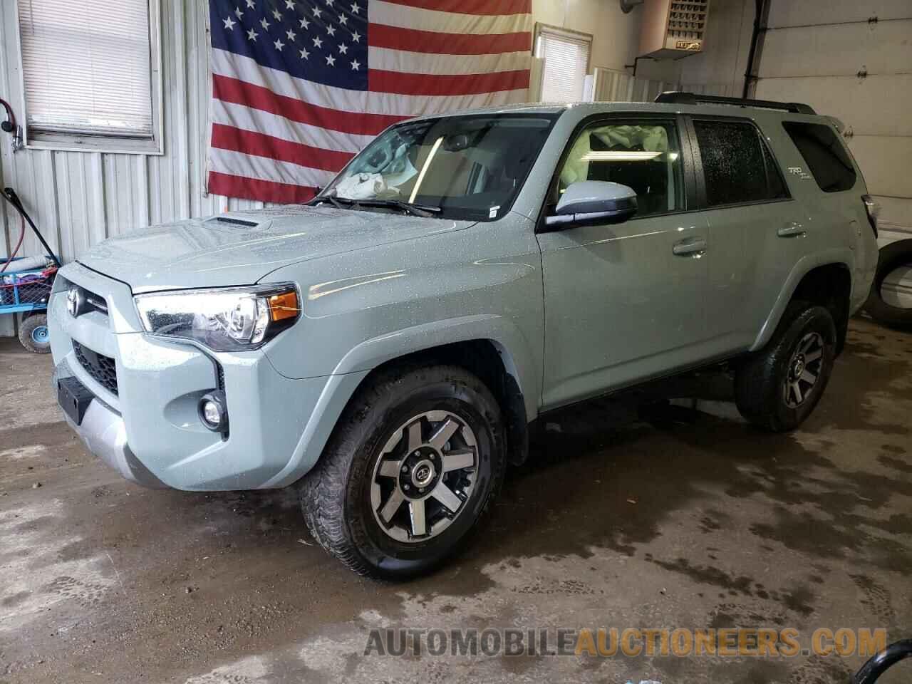 JTEPU5JR2P6130586 TOYOTA 4RUNNER SE 2023