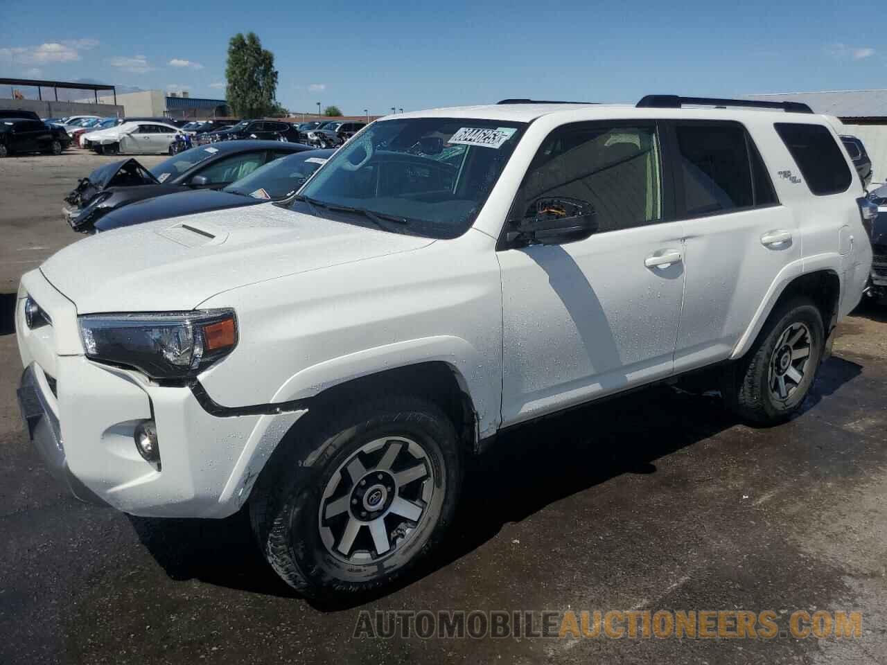 JTEPU5JR3P6093807 TOYOTA 4RUNNER SE 2023