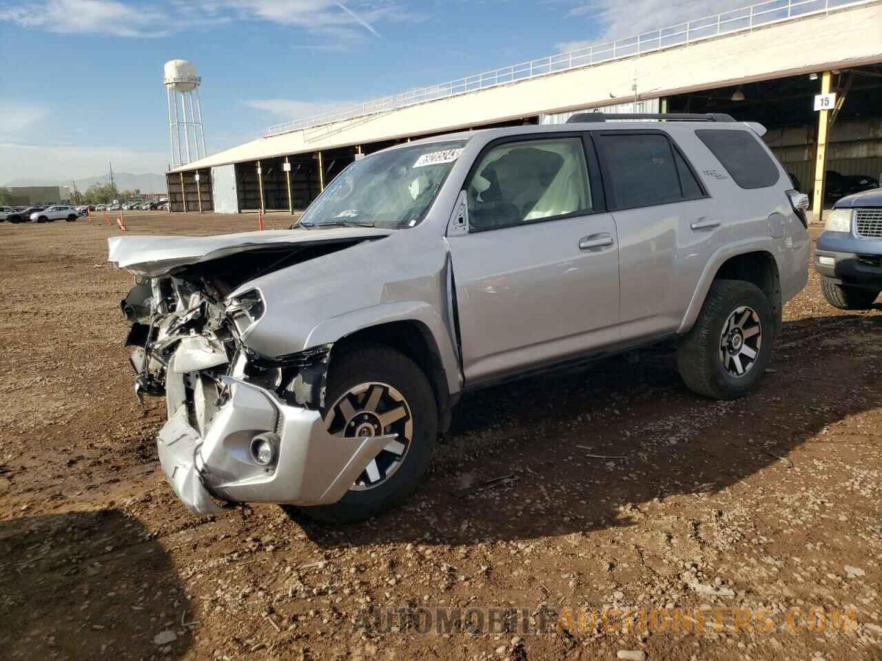 JTEPU5JR3P6123484 TOYOTA 4RUNNER SE 2023