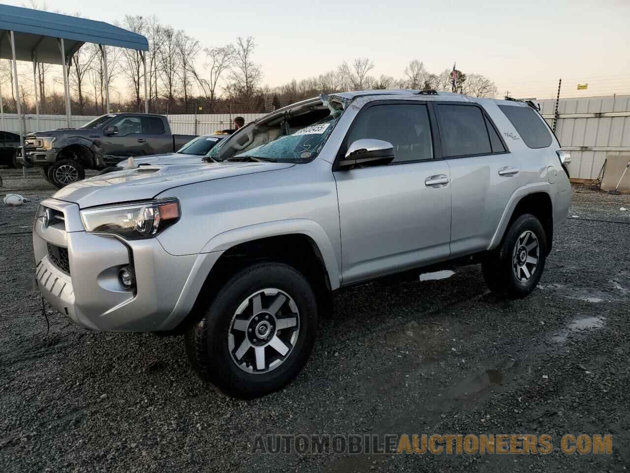 JTEPU5JR8P6124744 TOYOTA 4RUNNER SE 2023