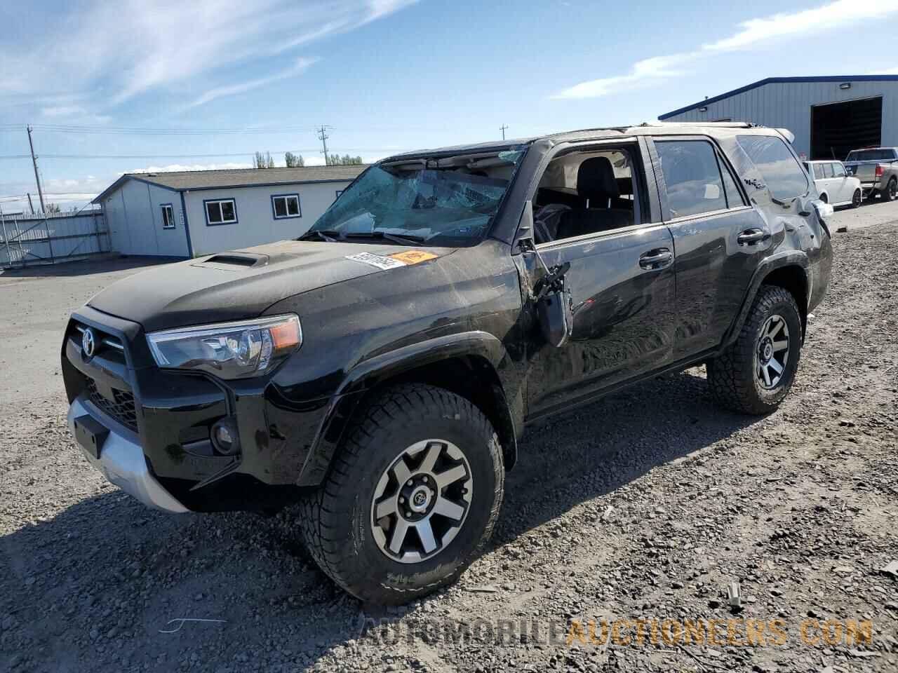 JTERU5JR0P6142938 TOYOTA 4RUNNER SE 2023