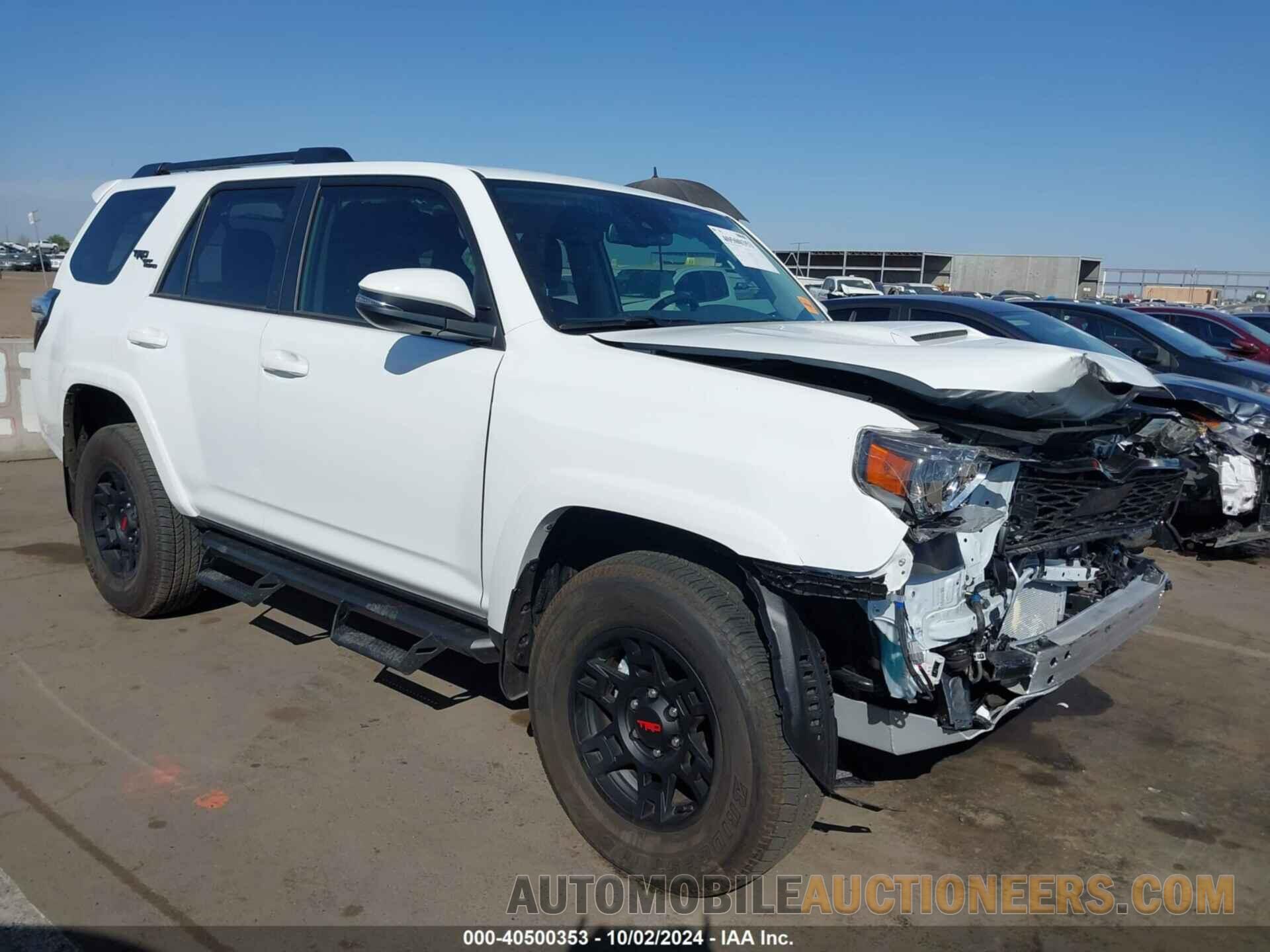 JTERU5JR2R6272075 TOYOTA 4RUNNER 2024