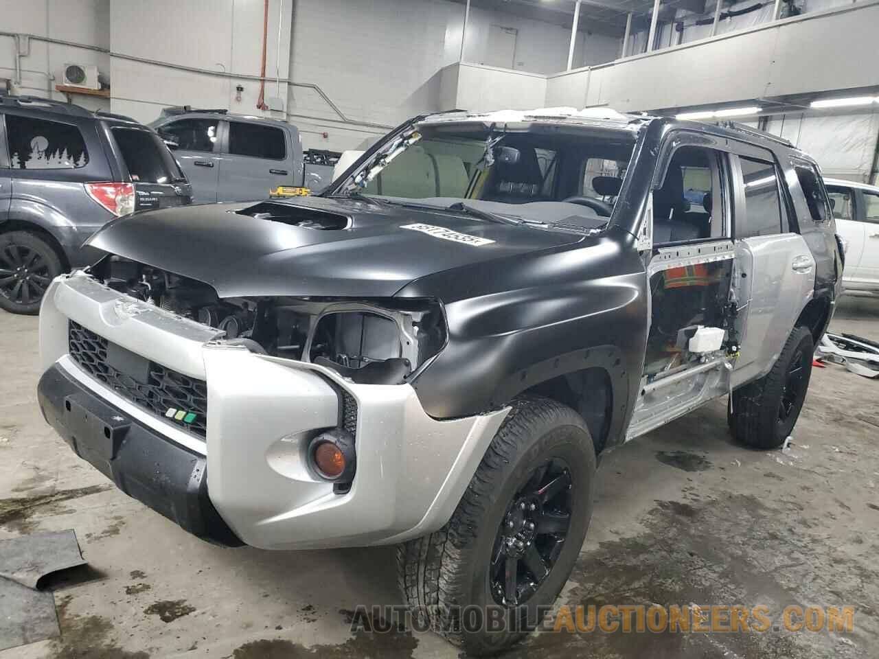 JTERU5JR4P6128315 TOYOTA 4RUNNER SE 2023