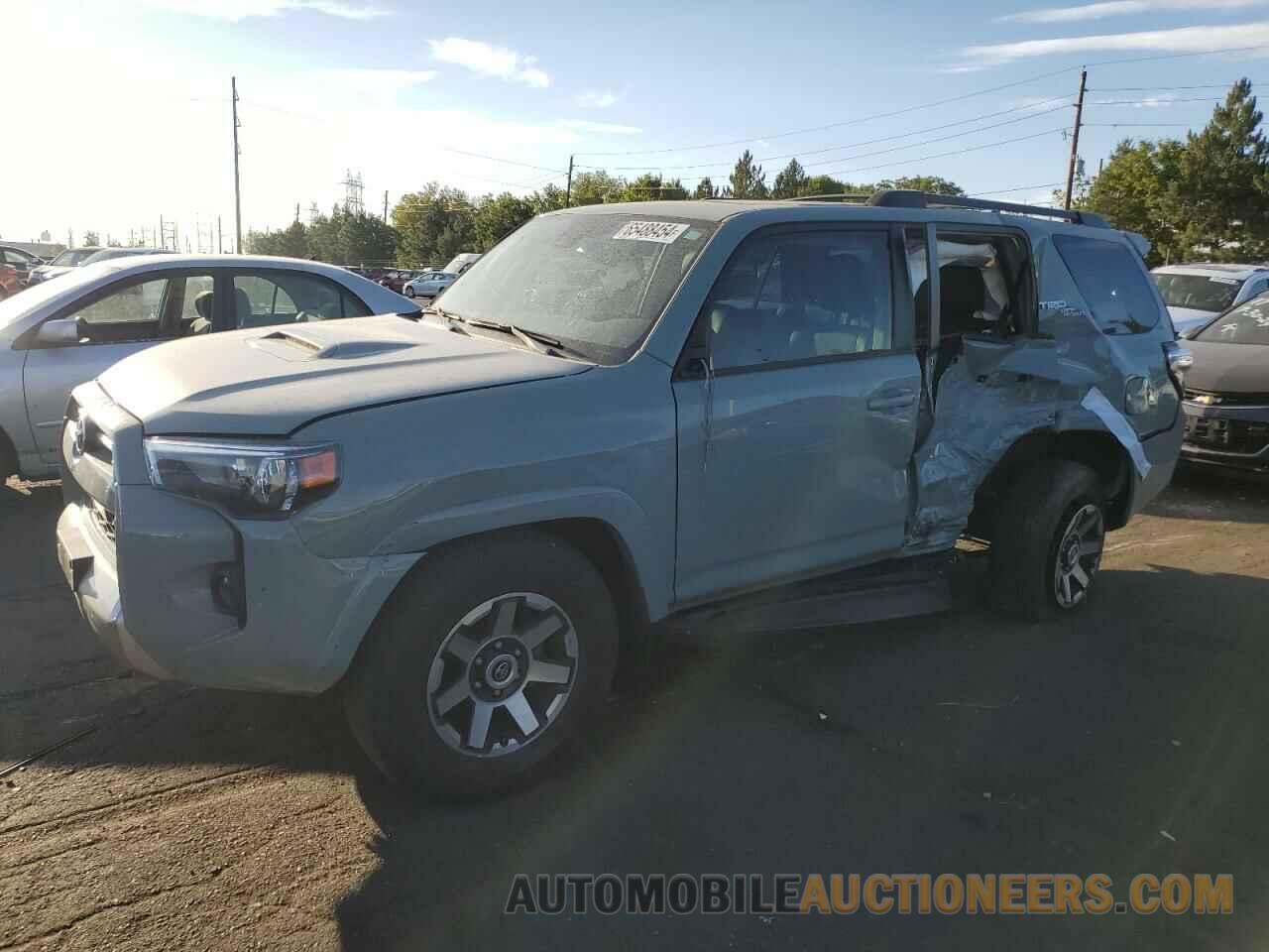 JTERU5JR4P6150671 TOYOTA 4RUNNER SE 2023