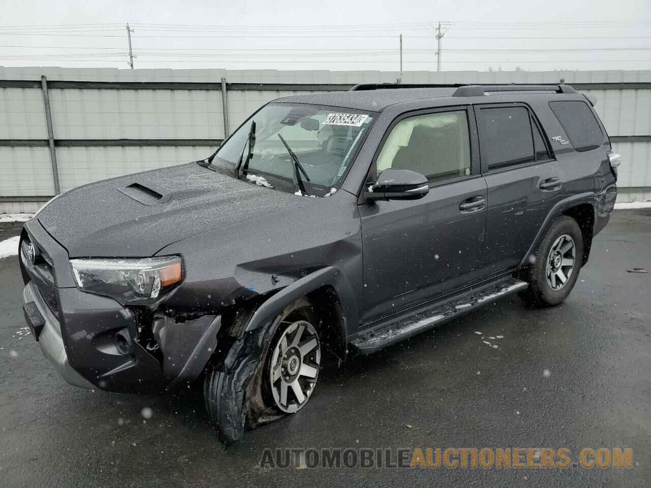 JTERU5JR6P6132611 TOYOTA 4RUNNER SE 2023