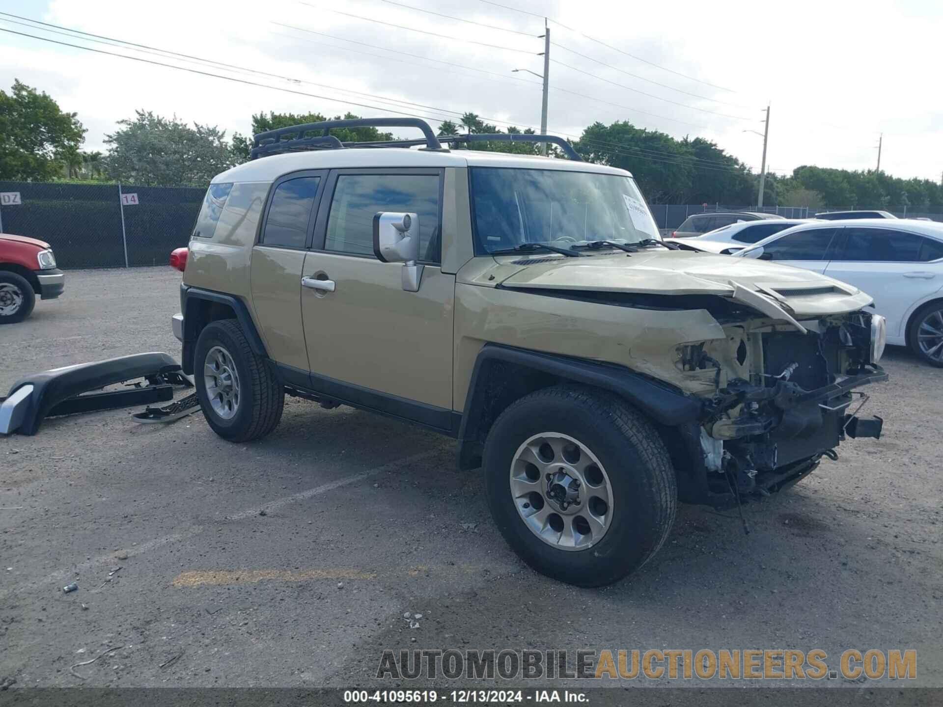 JTEZU4BF1CK012635 TOYOTA FJ CRUISER 2012