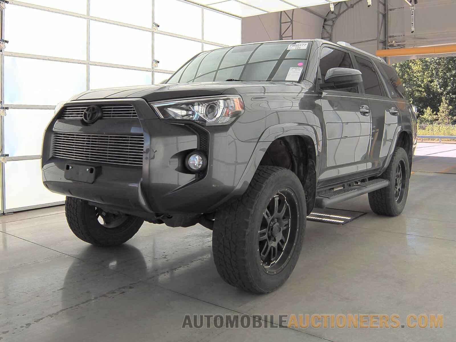 JTEZU5JR1H5161781 Toyota 4Runner 2017