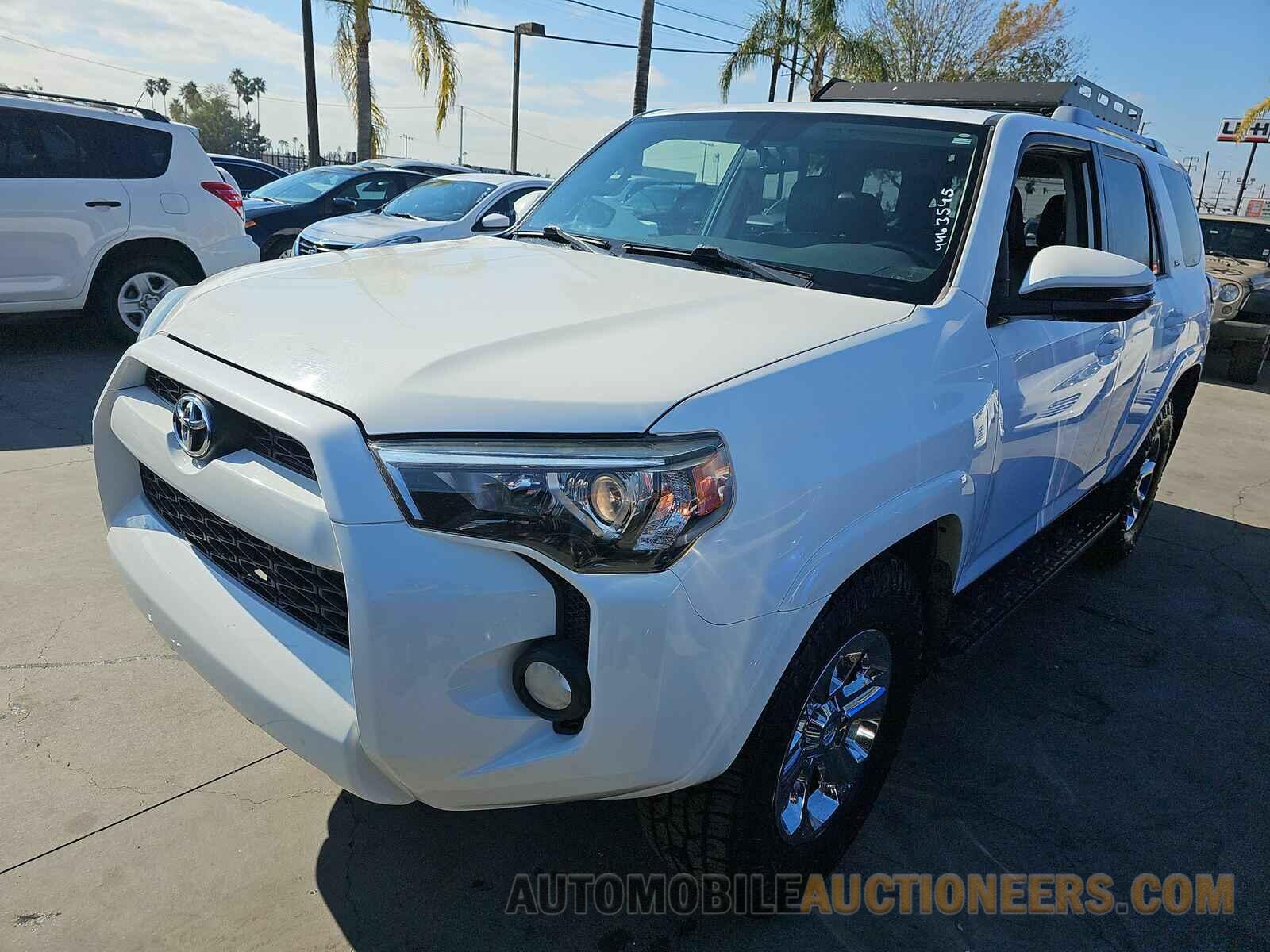 JTEZU5JR2F5090359 Toyota 4Runner SR5 2015