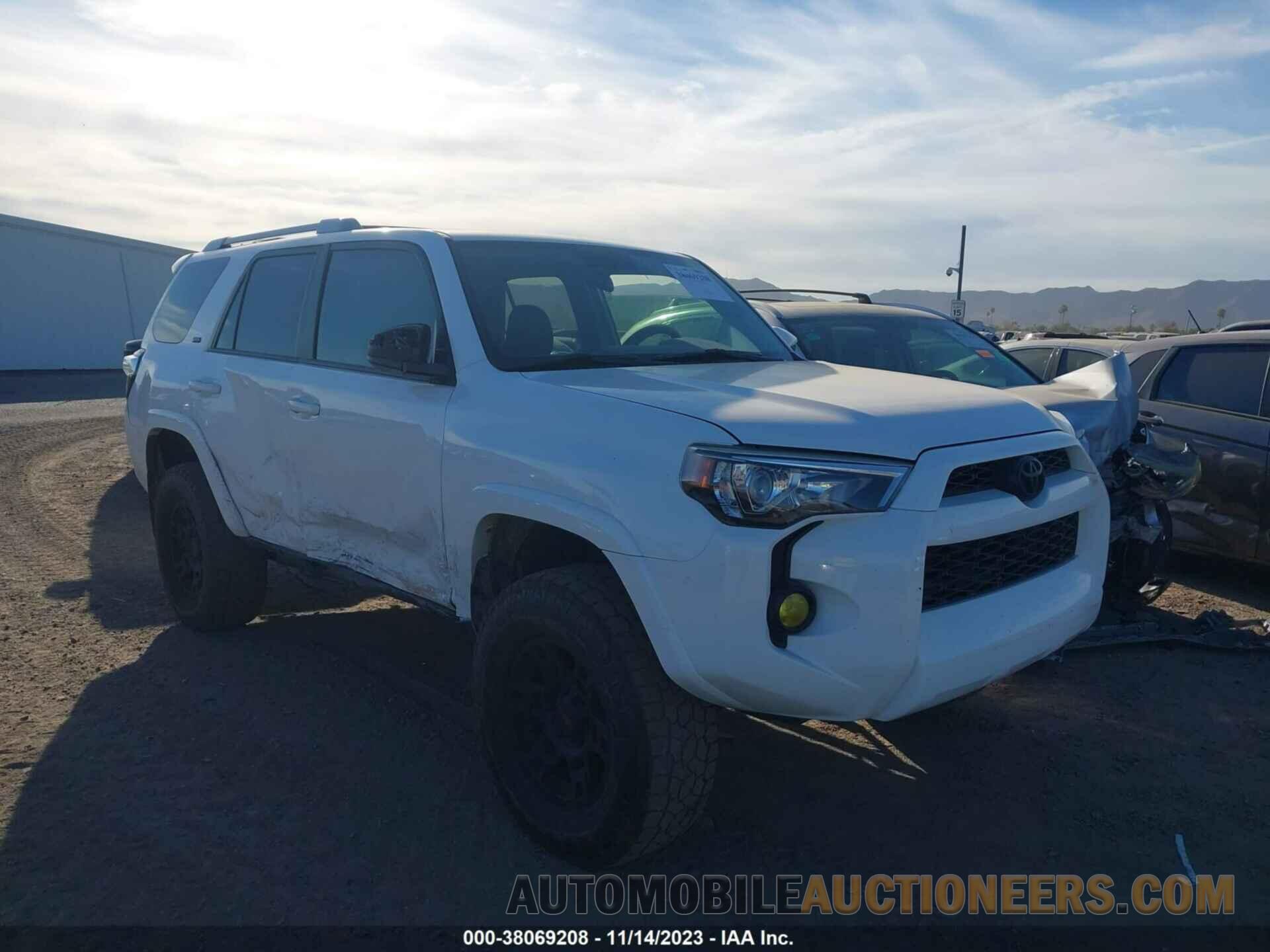 JTEZU5JR3H5469566 TOYOTA 4RUNNER 2017