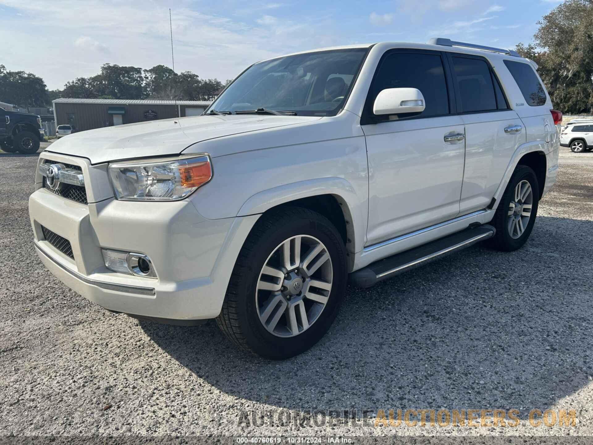 JTEZU5JR6B5020390 TOYOTA 4RUNNER 2011