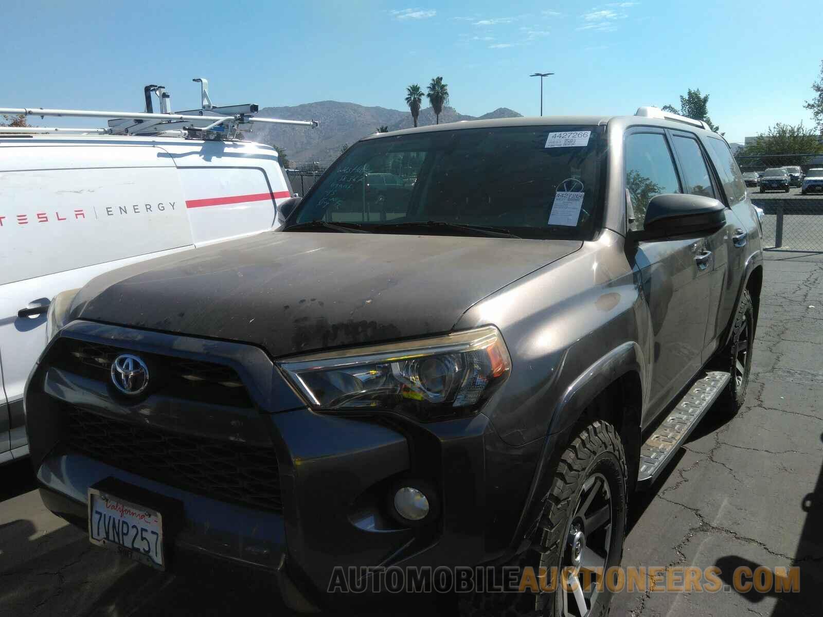 JTEZU5JR7G5138357 Toyota 4Runner 2016