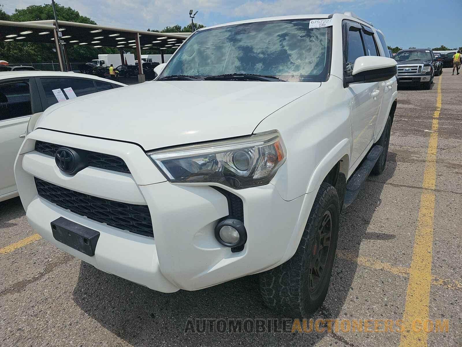 JTEZU5JR8G5116819 Toyota 4Runner 2016